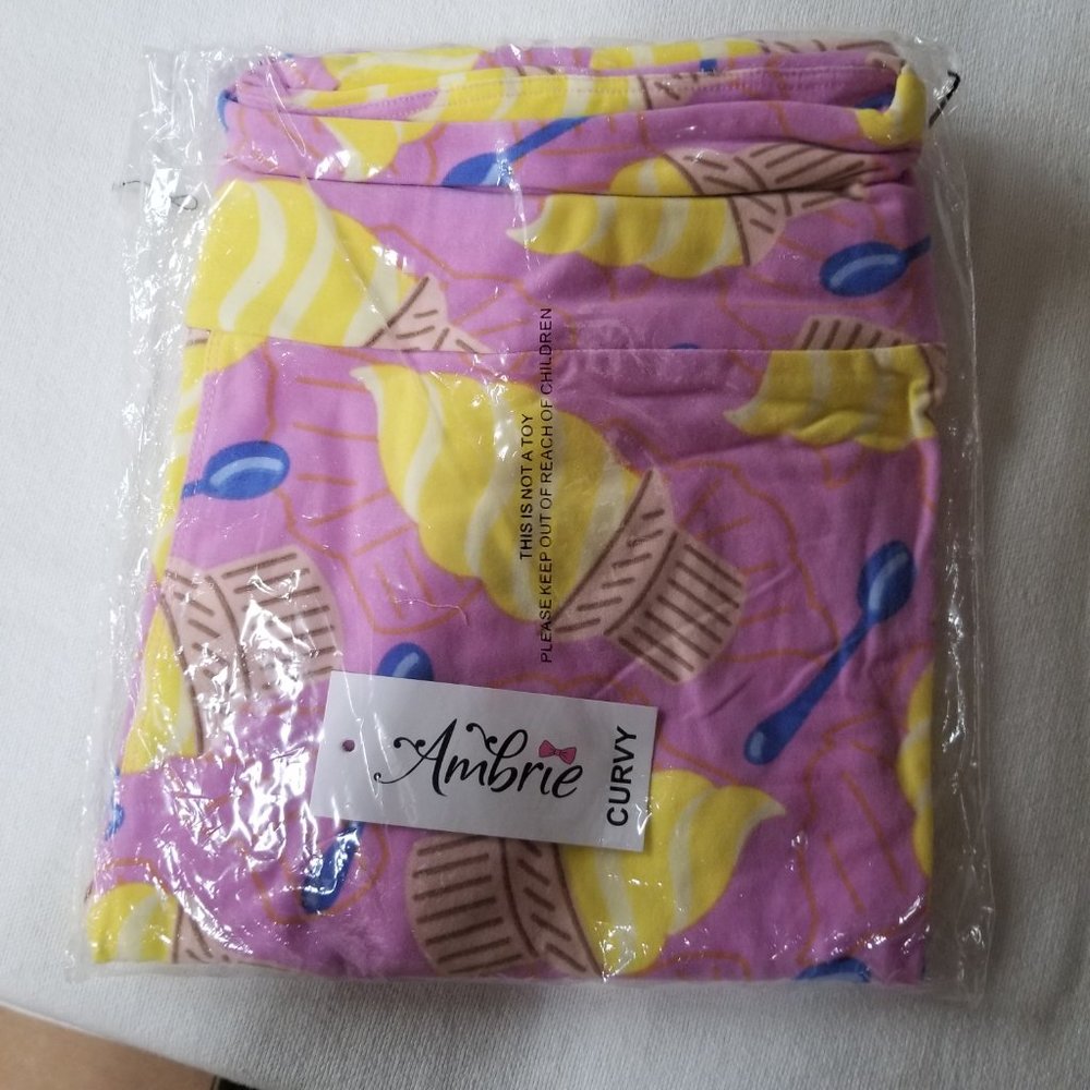 Ambrie Leggings Curvy Pink/Ice Cream Cones